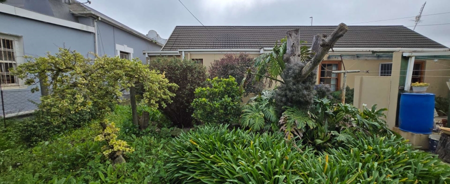 5 Bedroom Property for Sale in Riviersonderend Western Cape